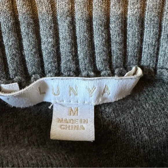 Lunya Gray Half-Zip Sweatshirt - Picture 6 of 6